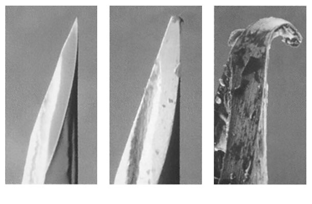 Figure 1 : Photos d&#39;aiguilles hypodermiques qui montrent qu&#39;elles peuvent &ecirc;tre us&eacute;es et &eacute;br&eacute;ch&eacute;es.
