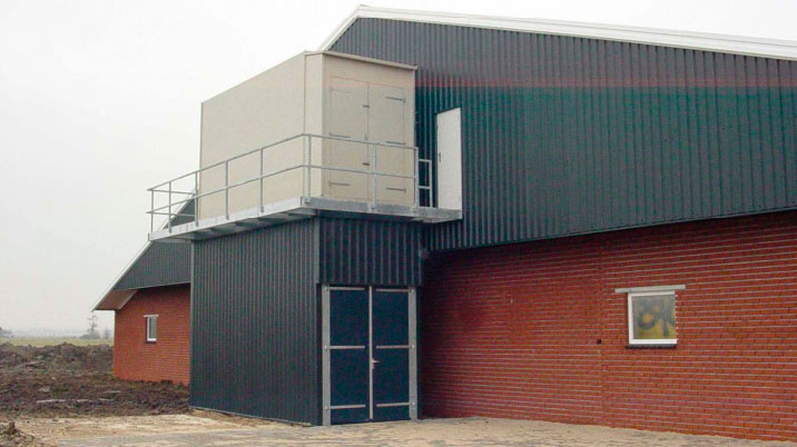 <p>Figure 2: Purificateur biologique d'air de l'&eacute;levage</p>
