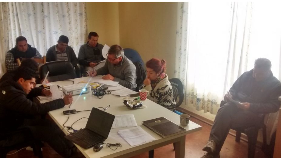 R&eacute;alisation de cours sp&eacute;cifiques pour les &eacute;quipes de travail. Source : Reinaldo Cubillos
