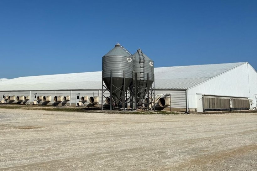Photo 1 : L'un des b&acirc;timents de l'unit&eacute; visit&eacute;e.
